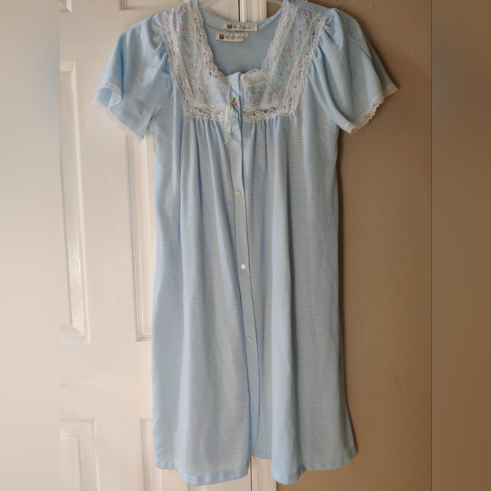 Vintage Vandemere 2 Piece Nightgown and Robe Floral Light Blue Matching Set 🌸🪻